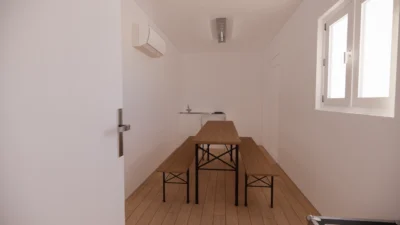 BUREAU ET SALLE DE PAUSE AVEC KITCHENETTE 28 M² EN CONTAINER 40 PIEDS