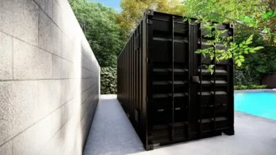 POOL HOUSE EN CONTAINER AVEC AUVENT TYPE BAR POUR CUISINE D’ÉTÉ