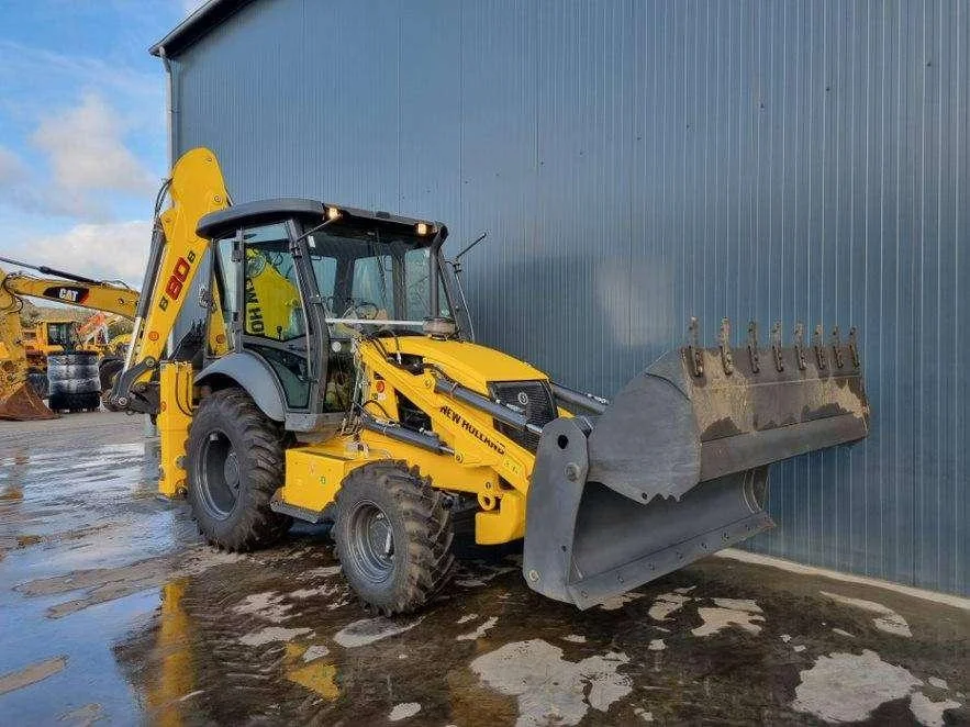 2022 NEW HOLLAND B80B