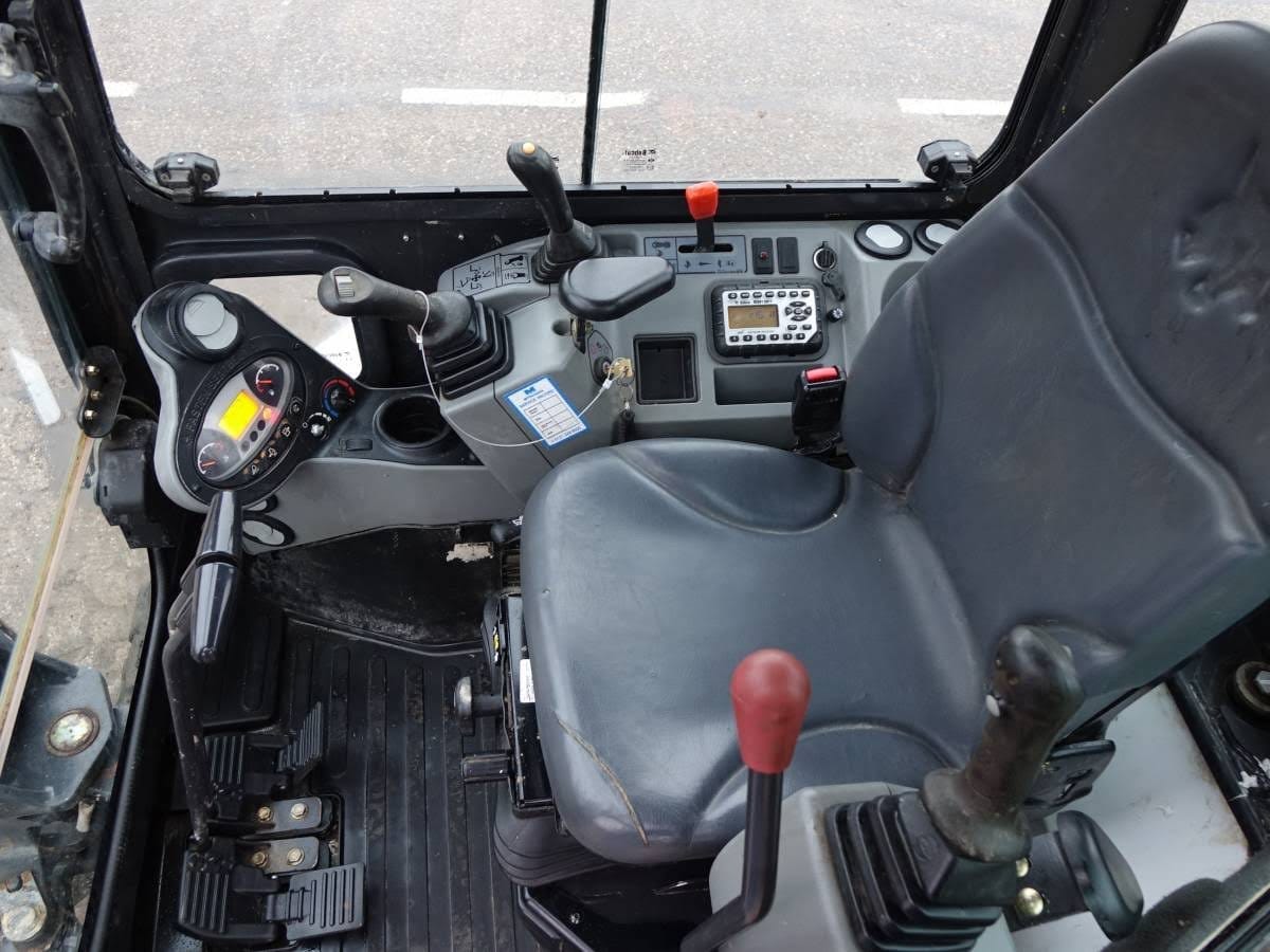 Bobcat E26 EM, (2015), 2.56T – occasion