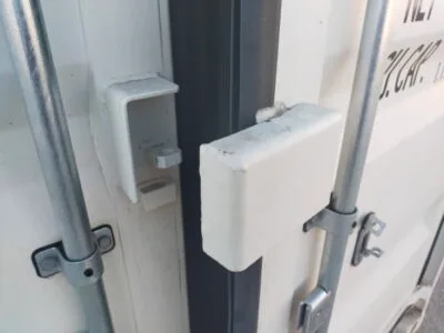 CONTENEUR 20 PIEDS AMÉNAGÉ EN ATELIER