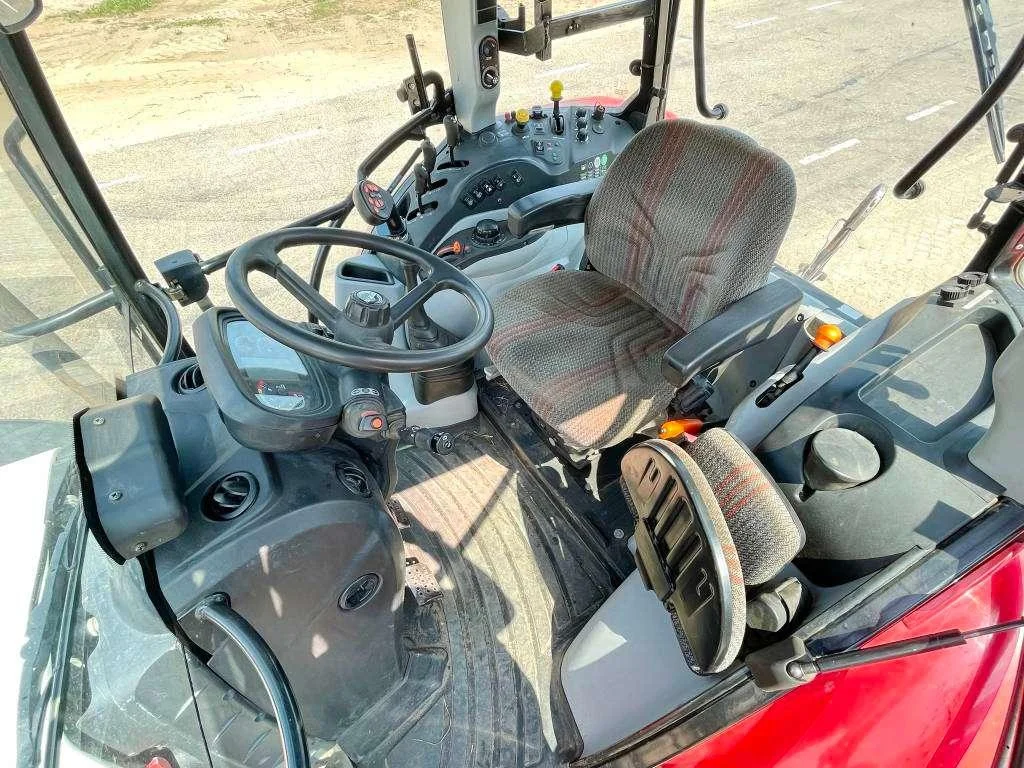 Tracteur STEYR 4105