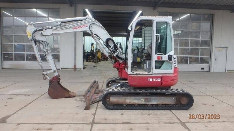 Takeuchi 153 FR, (2008), 5225 heures, 5.6T – occasion