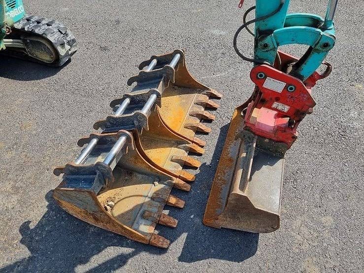 Kobelco SK17SR-3, (2018), 800 heures, 1.7T – occasion