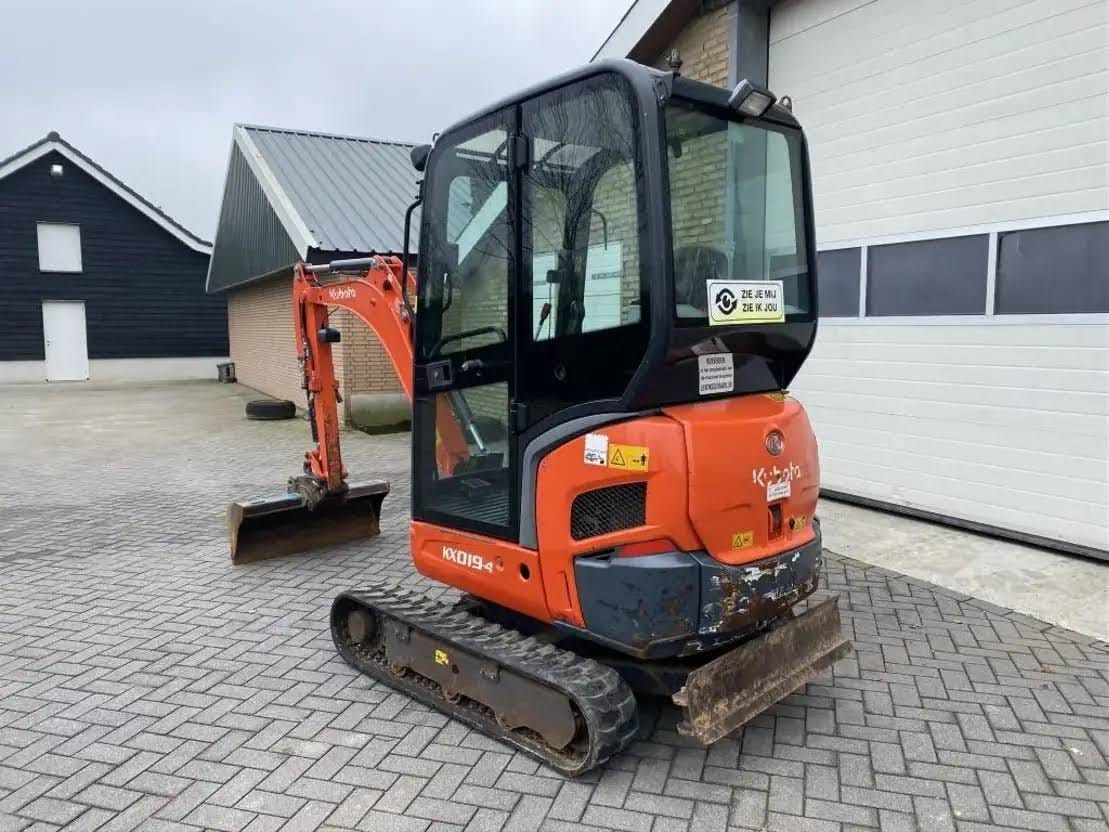 Kubota KX019-4, (2012), 8386 heures, 1.8T, + 3 Godets – occasion